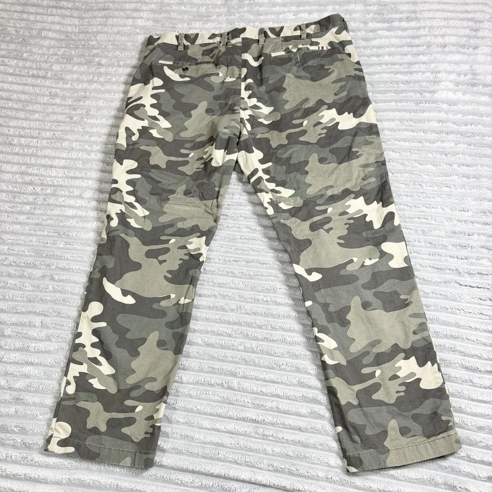 Tommy Hilfiger Camouflage Pants Mens 40x30 Green Camo Flat Front‎ Custom Fit